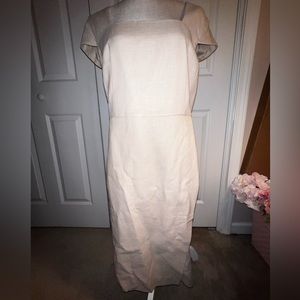 Ann Taylor Tweed Dress in Cream. Size 8.